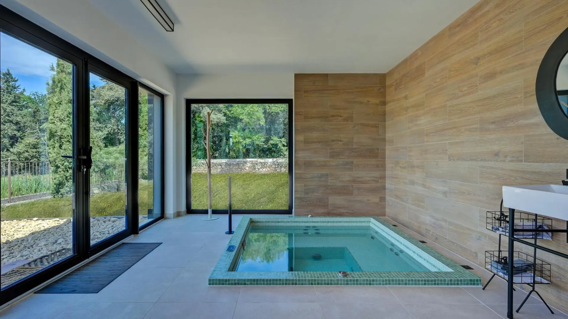 Le Clos Saint Saourde Beaumes-de-Venise 3*,