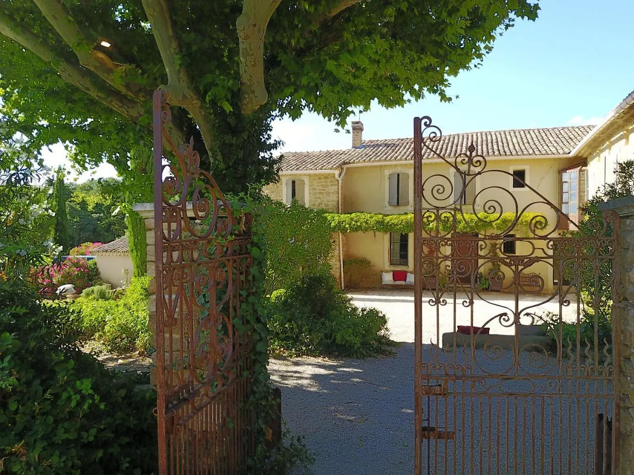 Le Clos Saint Saourde Beaumes-de-Venise France